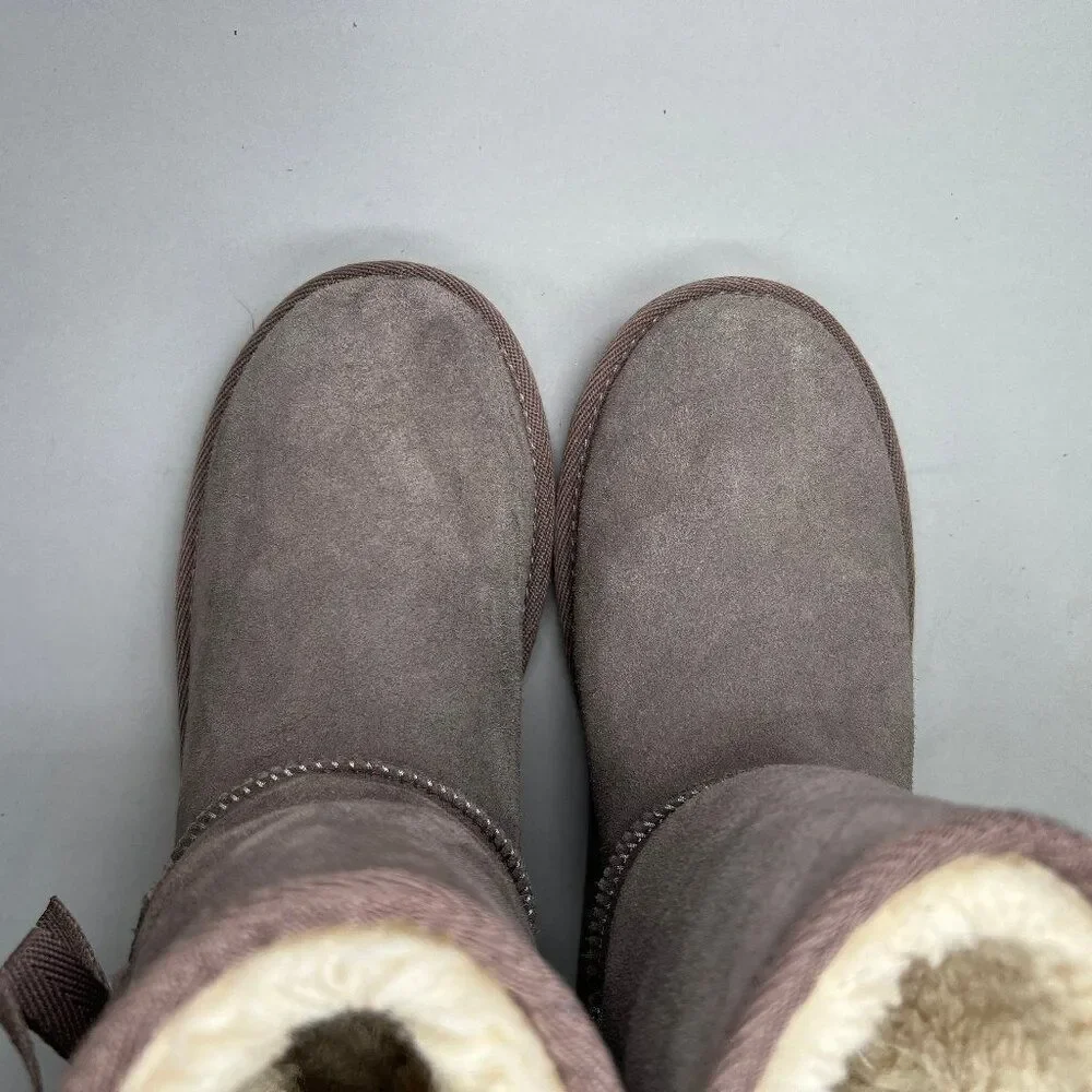 Koolaburra‎ By UGG Girl's Size 4 Victoria Short Suede Winter Boots